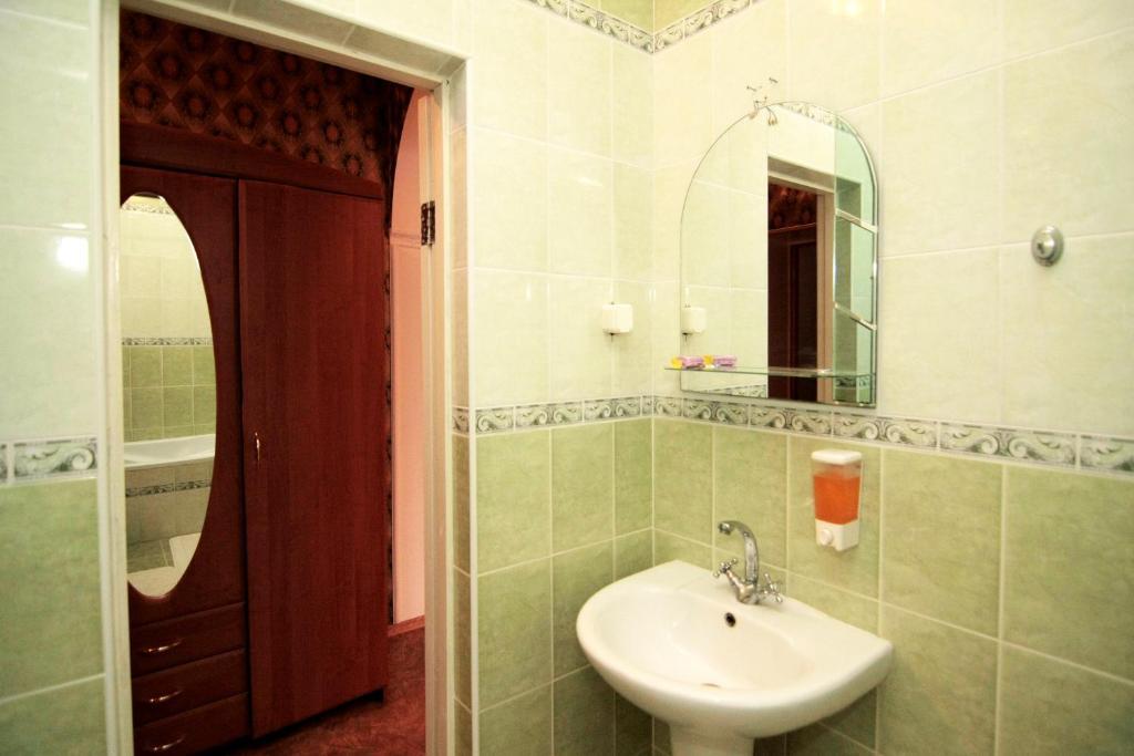 Admiral Hotel Skadovs'k Bilik gambar